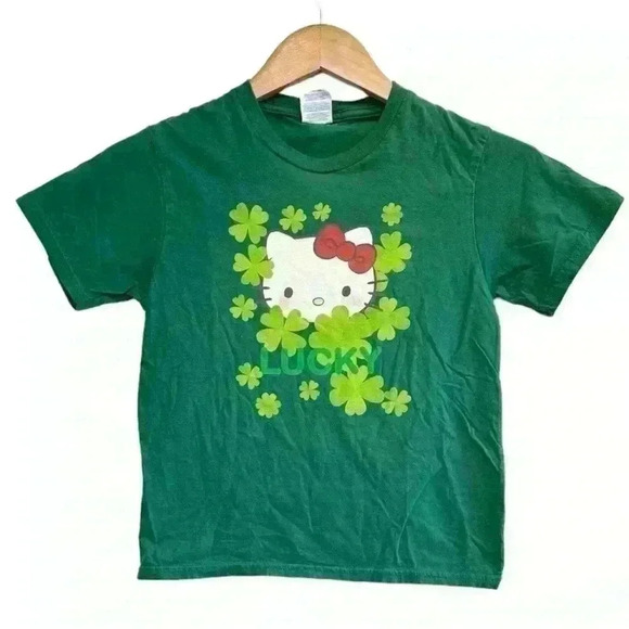 🌈 6/$60, Hello Kitty Lucky Kids Shirt, St Patrick’s Day, Shamrock, Green, Small - Picture 1 of 5